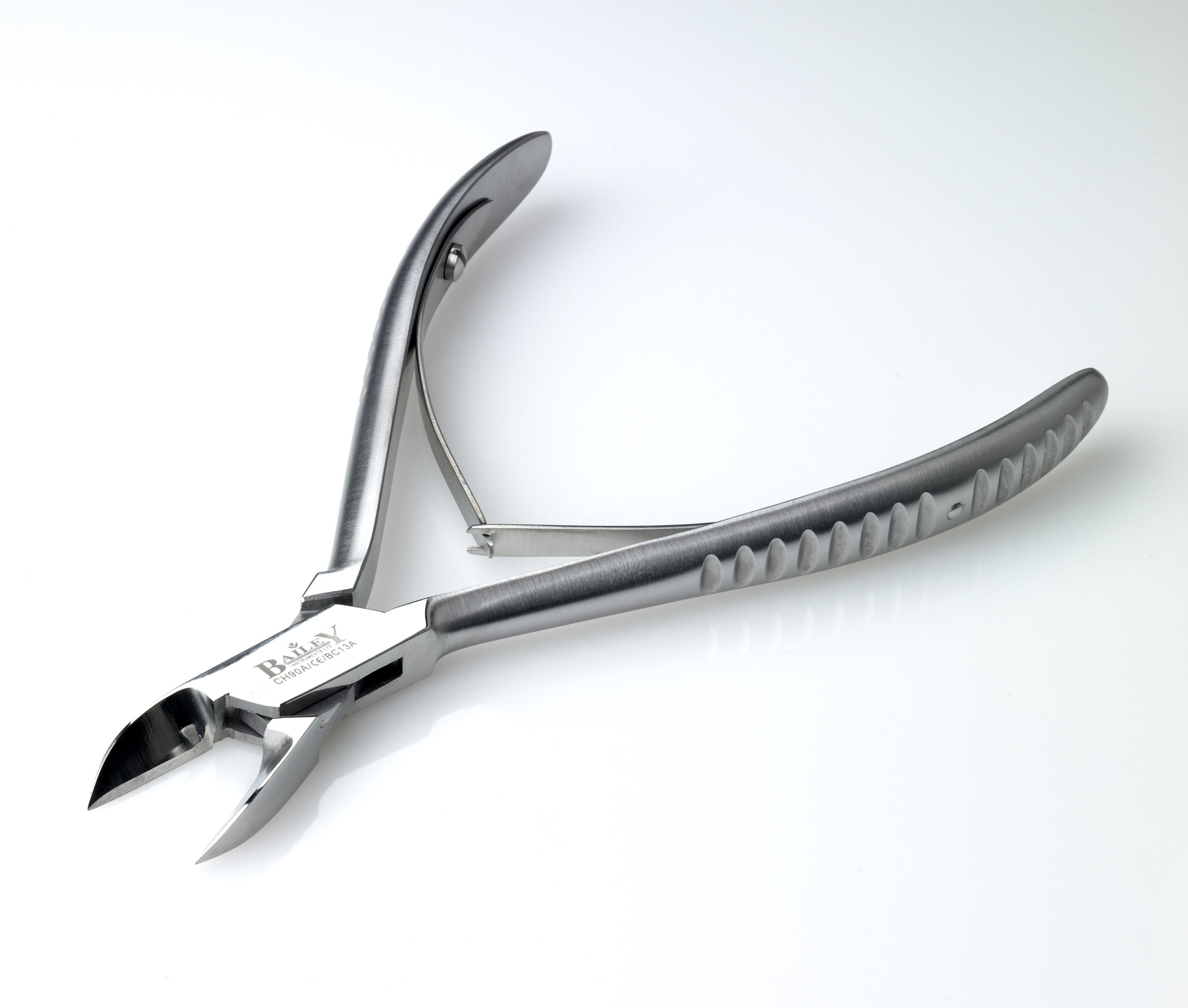 Nipper Ultra-Lite Str 15cm – Bailey Instruments