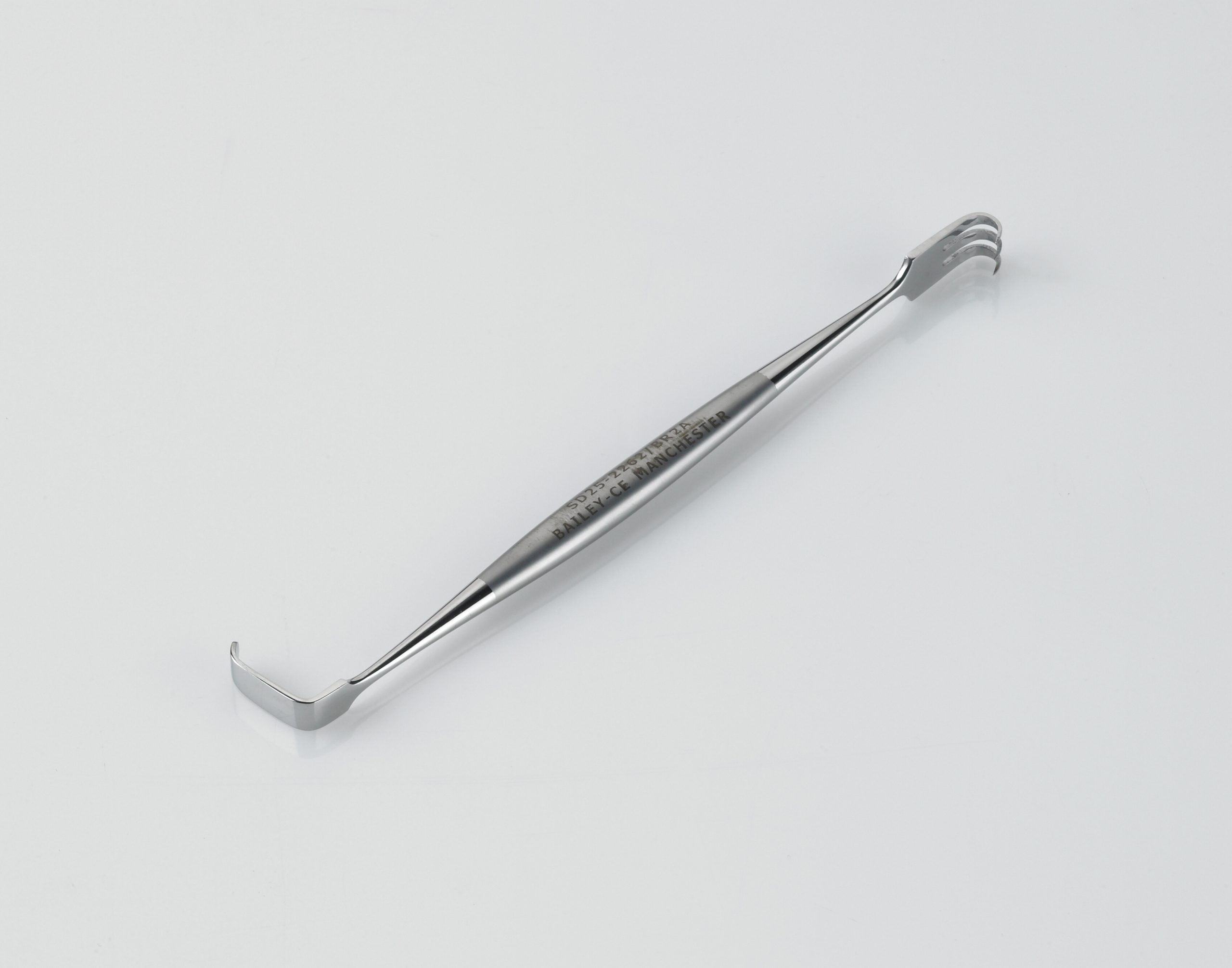 Retractor Kilner Catspaw D/E 15cm – Bailey Instruments